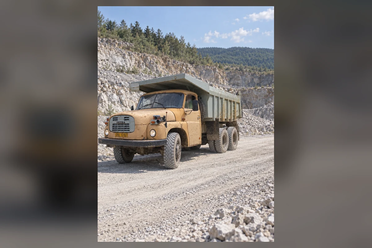 Tatra 148 dumper – fotografie 1