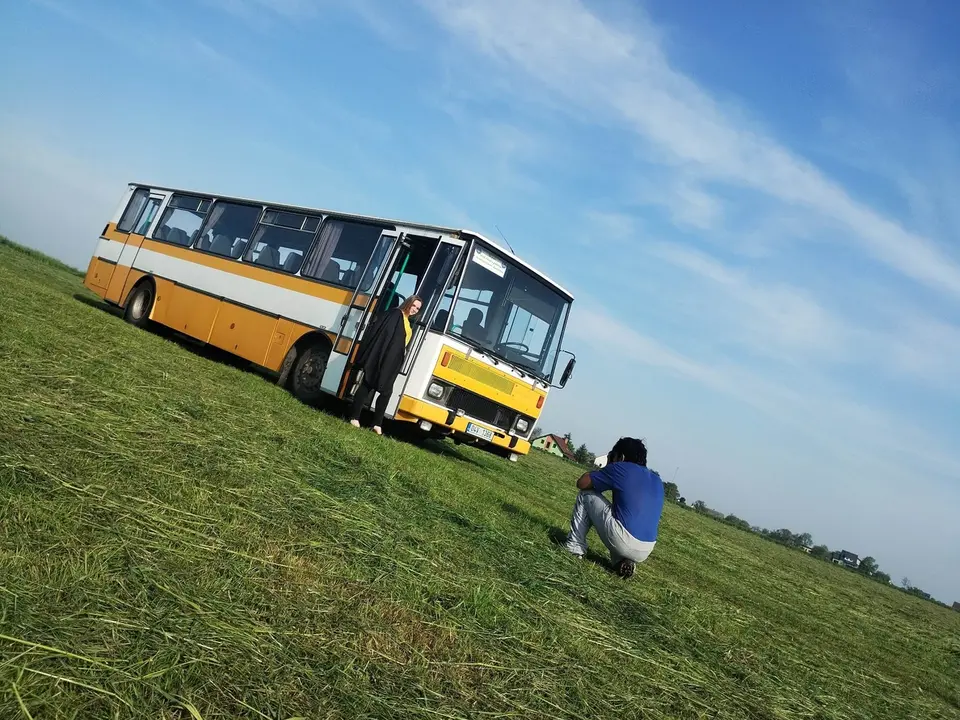 Retro autobus Karosa na cestě